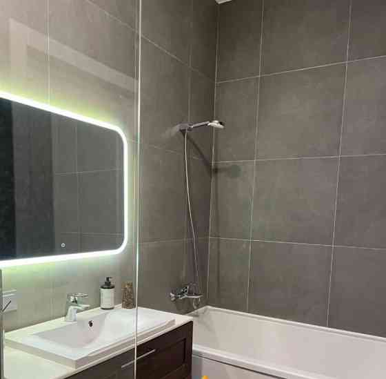 4-комн. квартира, 94 м2, 2/4 эт. Архангельск