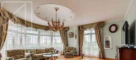 3-комн. квартира, 109 м2, 5/5 эт. Москва