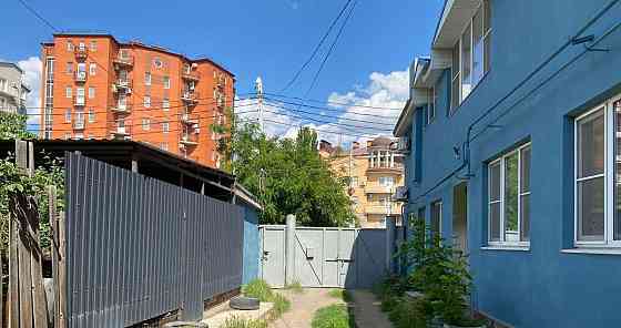 Дом, 250 м2, 1.5 сотки, 2 эт. Астрахань