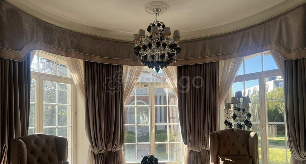 Дом, 560 м2, 28 соток, 3 эт. Санкт-Петербург - изображение 2