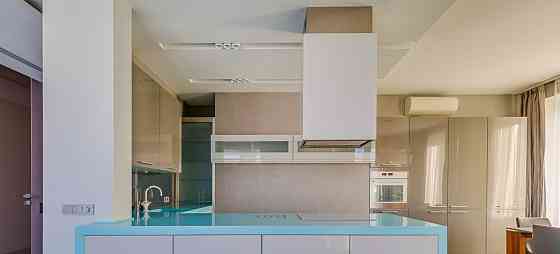 5-комн. квартира, 210 м2, 6/7 эт. Санкт-Петербург