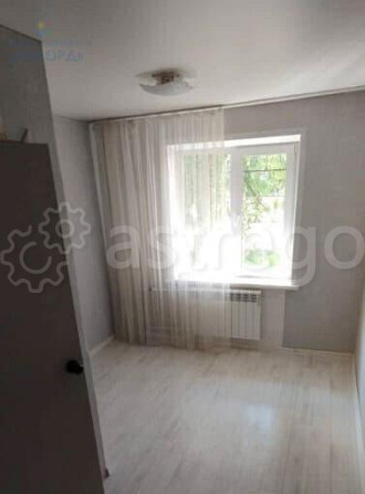 Комната, 10 м2, 1/9 эт. Барнаул - изображение 1