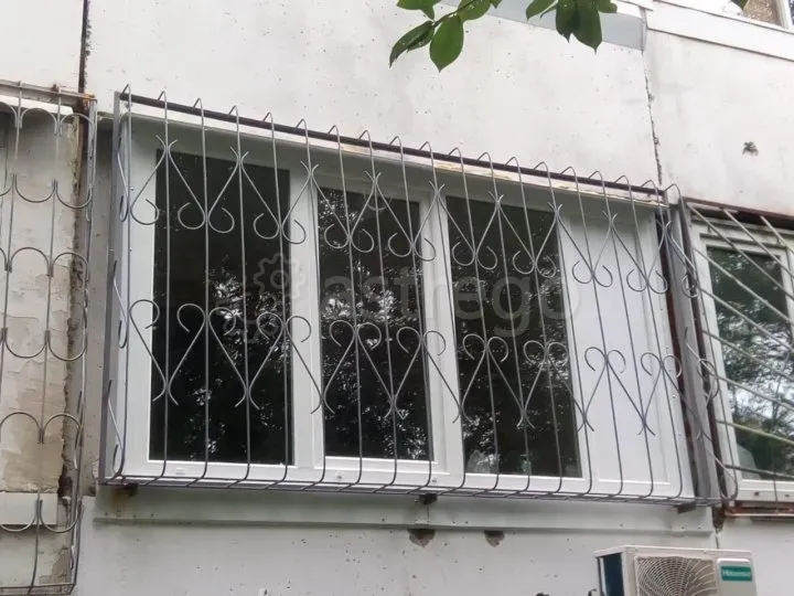 Решётки на окна и балконы Владивосток - изображение 1
