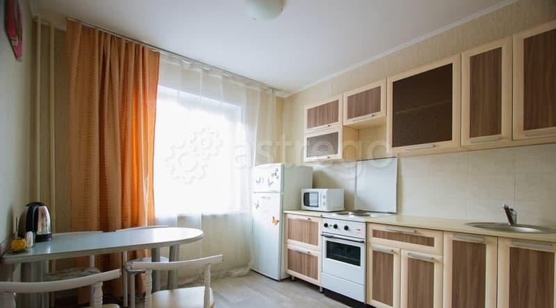 2-комн. квартира, 48 м2, 1/10 эт. Красноярск - изображение 2