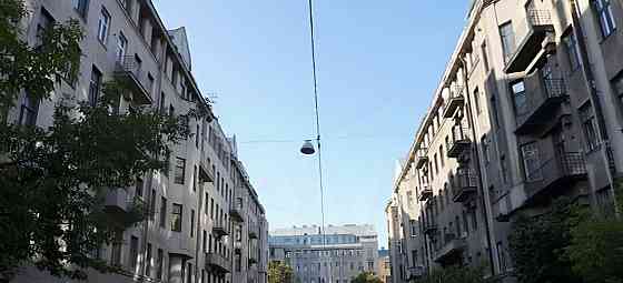 5-комн. квартира, 178 м2, 3/7 эт. Санкт-Петербург