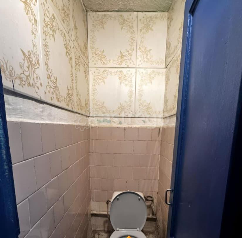 Комната, 11.7 м2, 3/5 эт. Новоалтайск - изображение 2