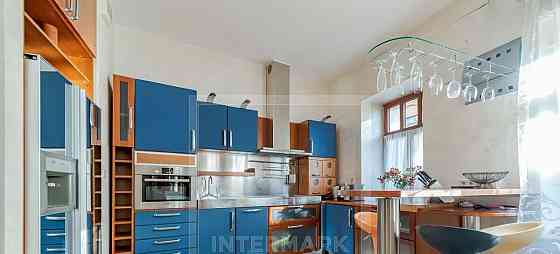 3-комн. квартира, 125 м2, 3/4 эт. Москва
