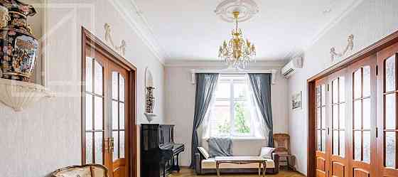 4-комн. квартира, 124 м2, 4/8 эт. Москва