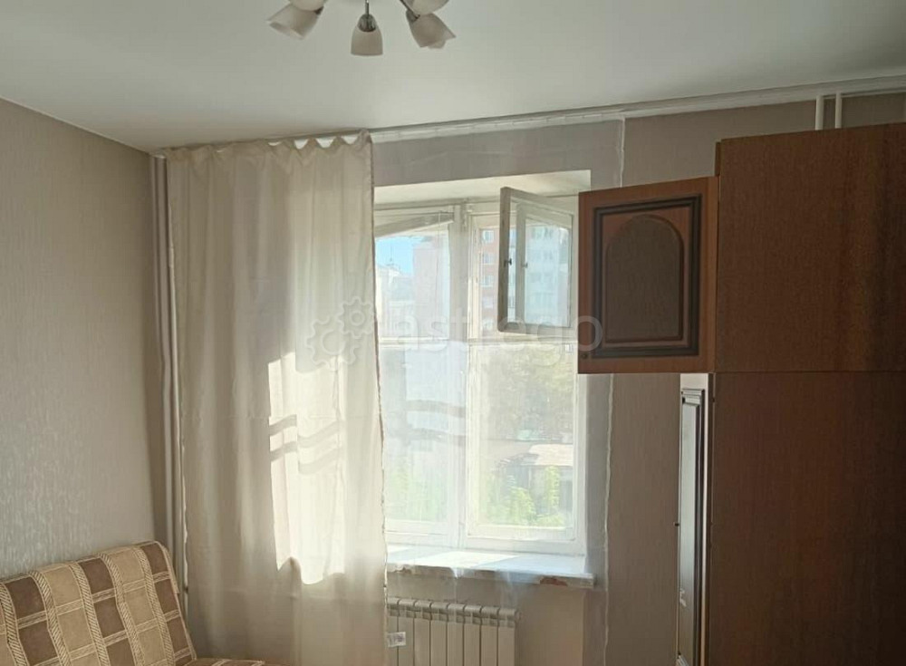 Комната, 15 м2, 3/5 эт. Москва - изображение 1