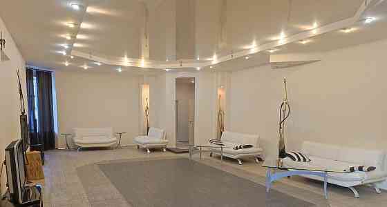 5-комн. квартира, 210 м2, 4/6 эт. Санкт-Петербург