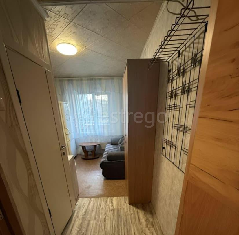 Комната, 12 м2, 2/9 эт. Красноярск - изображение 2