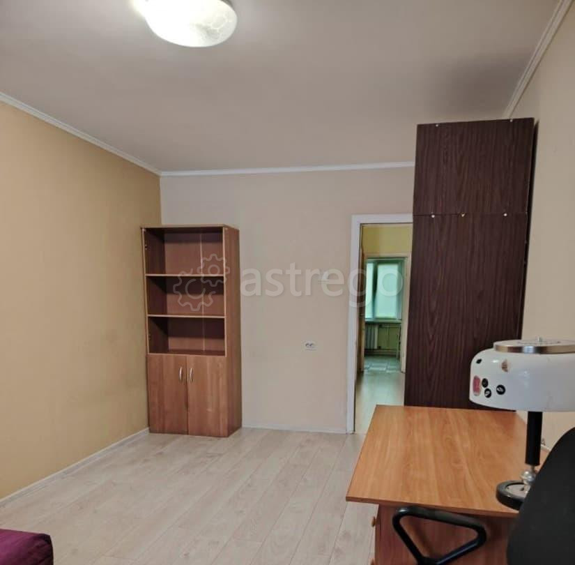 Комната, 18 м2, 1/9 эт. Санкт-Петербург - изображение 4