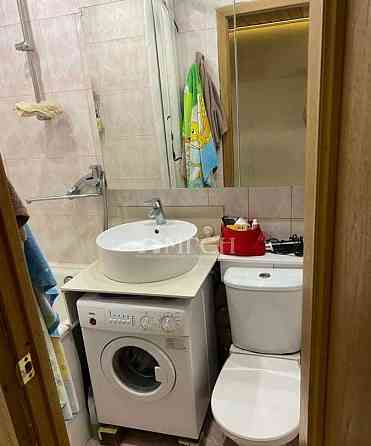 2-комн. квартира, 37 м2, 3/9 эт. Москва