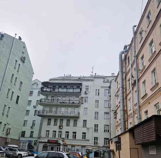 Комната, 59 м2, 5/5 эт. Москва