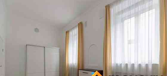 6-комн. квартира, 220 м2, 3/6 эт. Москва