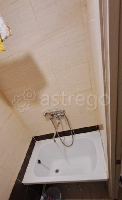 Комната, 10 м2, 3/5 эт. Красноярск - изображение 2