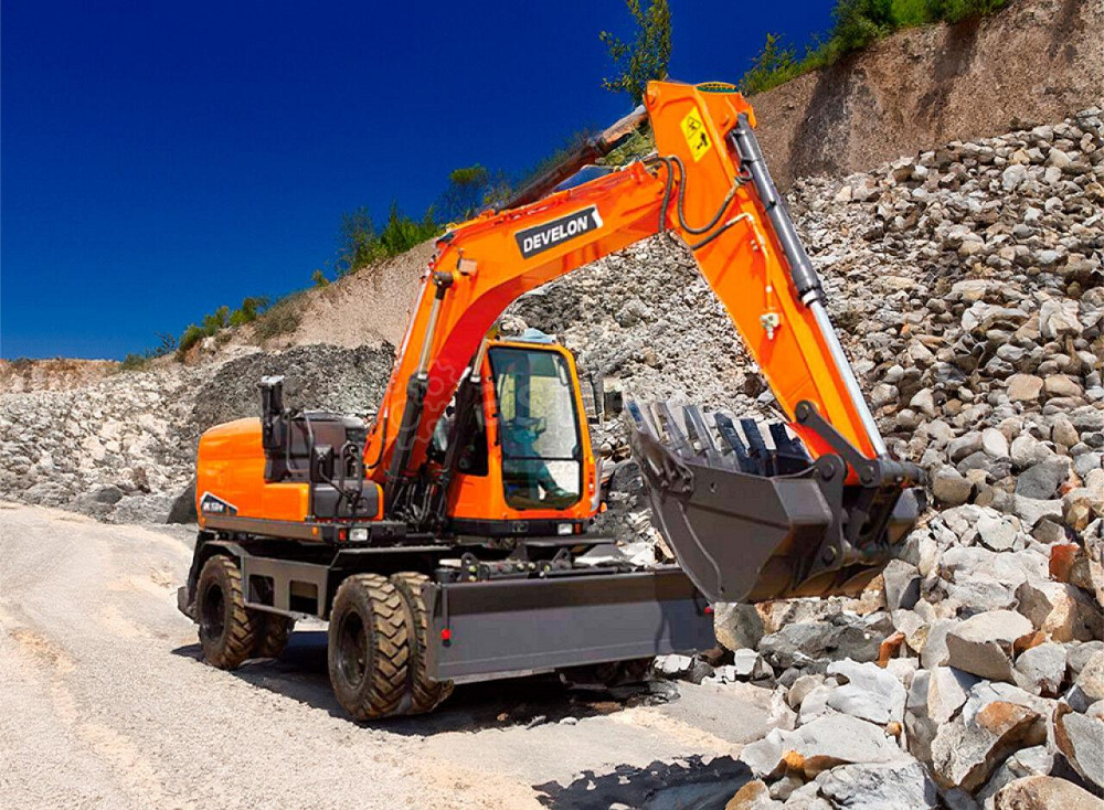 Колесный экскаватор Develon DX150W-7B Кемерово - изображение 1