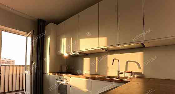 2-комн. квартира, 55 м2, 10/10 эт. Санкт-Петербург