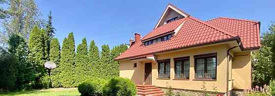 Дом, 201 м2, 9.22 сотки, 3 эт. Санкт-Петербург