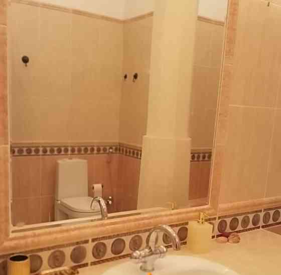 2-комн. квартира, 100 м2, 3/5 эт. Москва