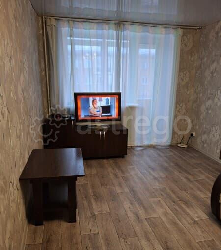 Посуточно, 2-комн. квартира, 44 м2, 4/5 эт. Рубцовск - изображение 1