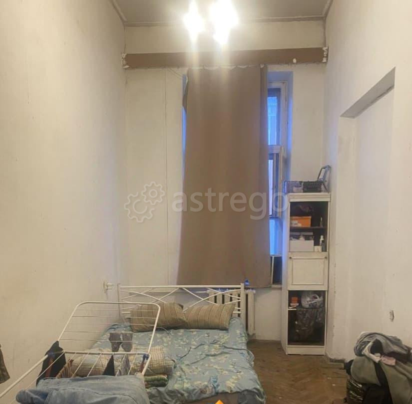Комната, 40 м2, 2/4 эт. Санкт-Петербург - изображение 2