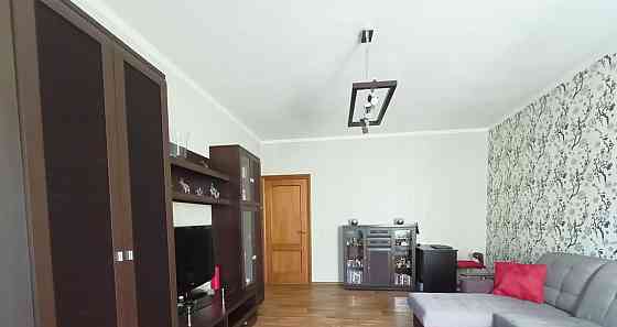 3-комн. квартира, 81.1 м2, 2/5 эт. Санкт-Петербург