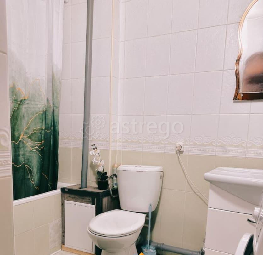 3-комн. квартира, 60 м2, 5/5 эт. Горно-Алтайск - изображение 2