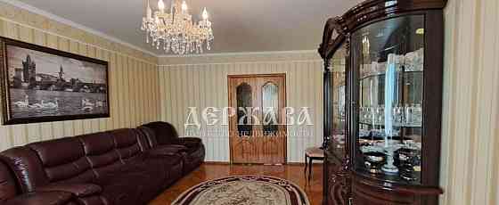 4-комн. квартира, 107 м2, 2/16 эт. Старый Оскол