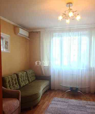 2-комн. квартира, 45 м2, 3/9 эт. Москва
