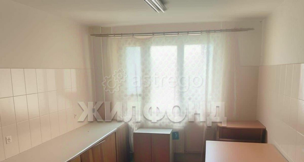 Комната, 11.9 м2, 5/15 эт. Санкт-Петербург - изображение 1