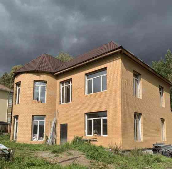 Коттедж, 450 м2, 18.5 сотки, 3 эт. Емельяново