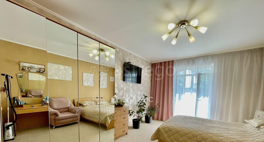 4-комн. квартира, 83 м2, 3/3 эт. Бийск - изображение 2