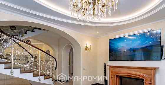 Дом, 285.1 м2, 12 соток, 3 эт. Санкт-Петербург