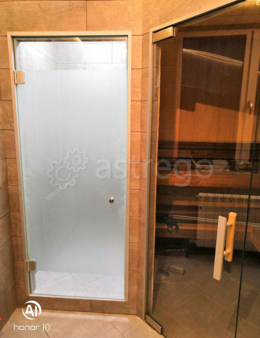 Дверь стеклянная распашная 10 мм Красноярск - изображение 1