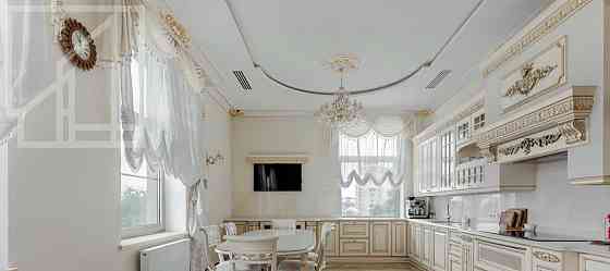 6-комн. квартира, 350 м2, 4/16 эт. Москва