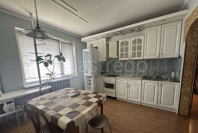 3-комн. квартира, 65 м2, 9/10 эт. Старый Оскол - изображение 1