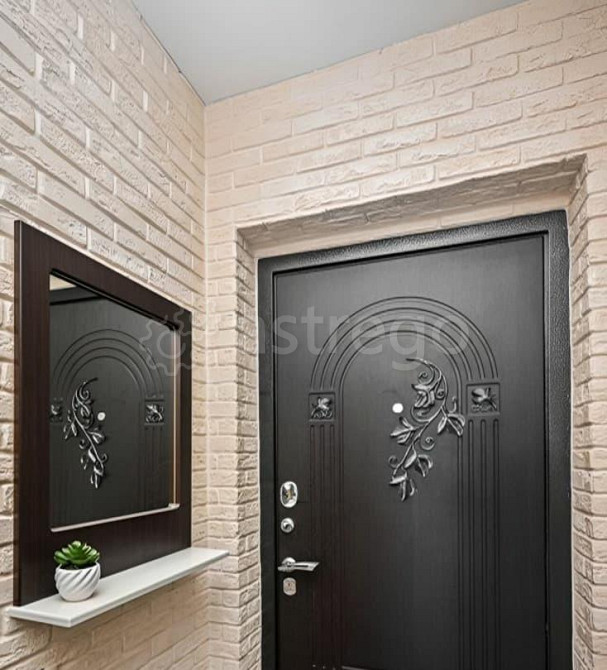 Студия, 28 м2, 10/10 эт. Красноярск - изображение 2