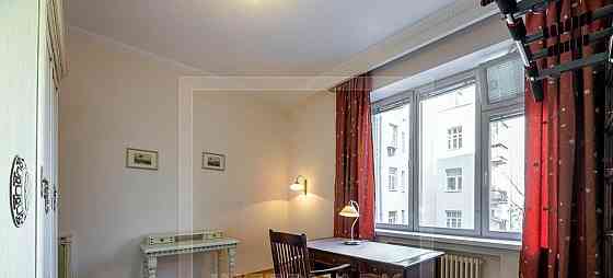 3-комн. квартира, 105 м2, 4/8 эт. Москва