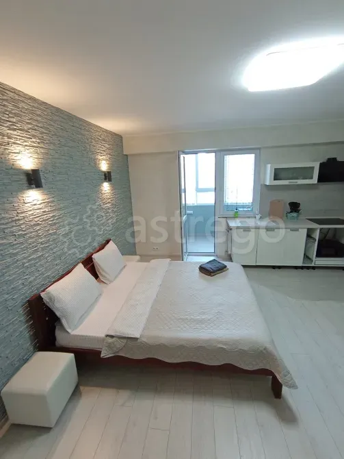 Сдам студию, 33 м2, 6/8 эт., Посуточно Севастополь - изображение 2