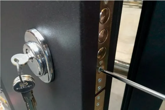 Вскрытие замков, открыть машину, ремонт замков Новороссийск