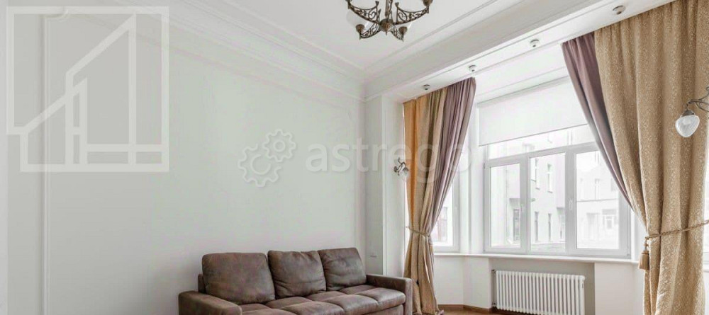 4-комн. квартира, 160 м2, 2/5 эт. Москва - изображение 2