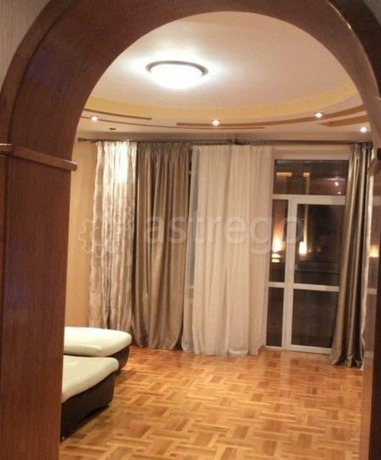 3-комн. квартира, 120 м2, 3/5 эт. Белгород - изображение 1