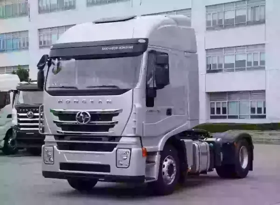 Тягач IVECO HONGYAN C6HR, 520 л. с., 4х2, АКПП Москва