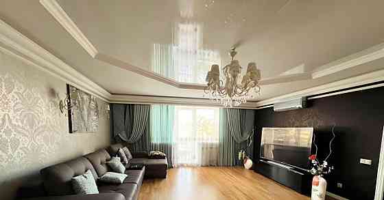 Коттедж, 1000 м2, 40 соток, 3 эт. Красноярск