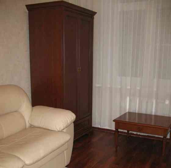 Комната, 60 м2, 3/5 эт. Москва