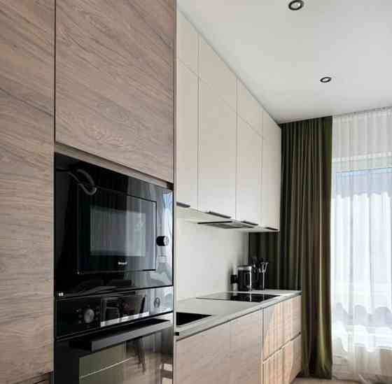 3-комн. квартира, 48 м2, 32/33 эт. Москва