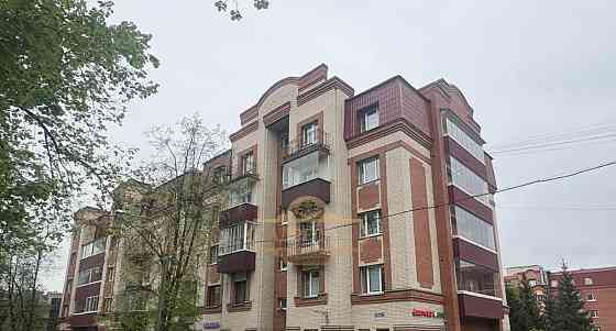 3-комн. квартира, 108.5 м2, 2/5 эт. Санкт-Петербург
