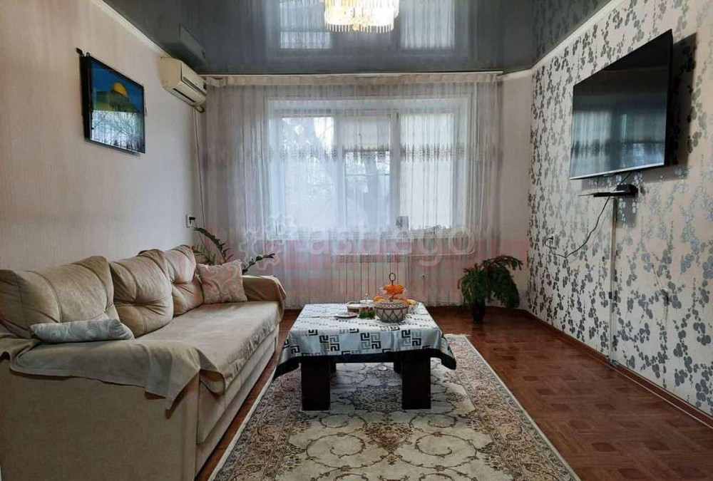 3-комн. квартира, 64.8 м2, 1/9 эт. Астрахань - изображение 1