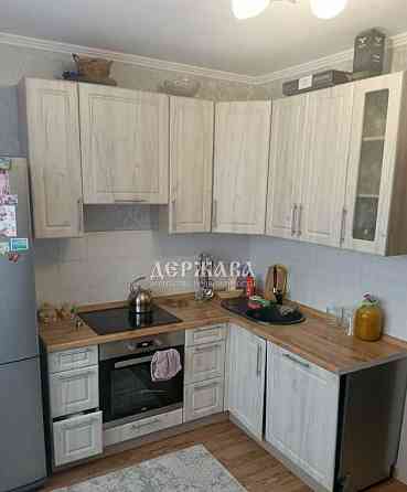 2-комн. квартира, 52 м2, 6/9 эт. Старый Оскол